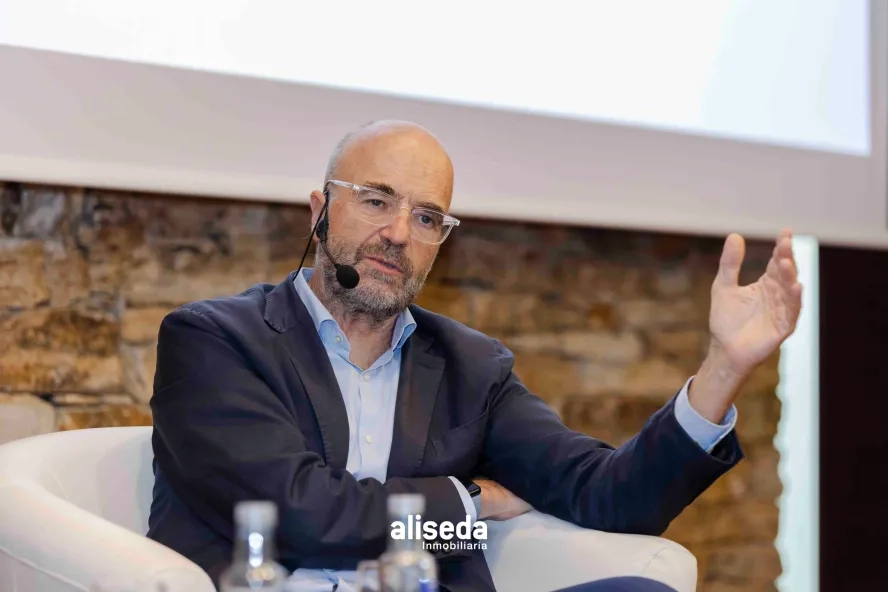profesor Javier Díaz-Giménez