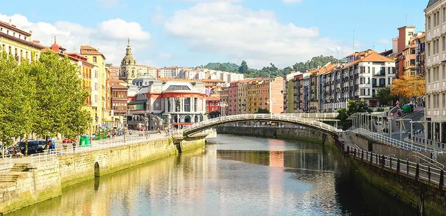 Casas baratas en la España rural: Redescubre el encanto del campo