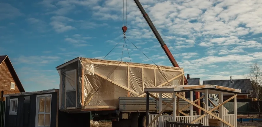 Casas modulares vs. prefabricadas: diferencias clave y qué tener en cuenta