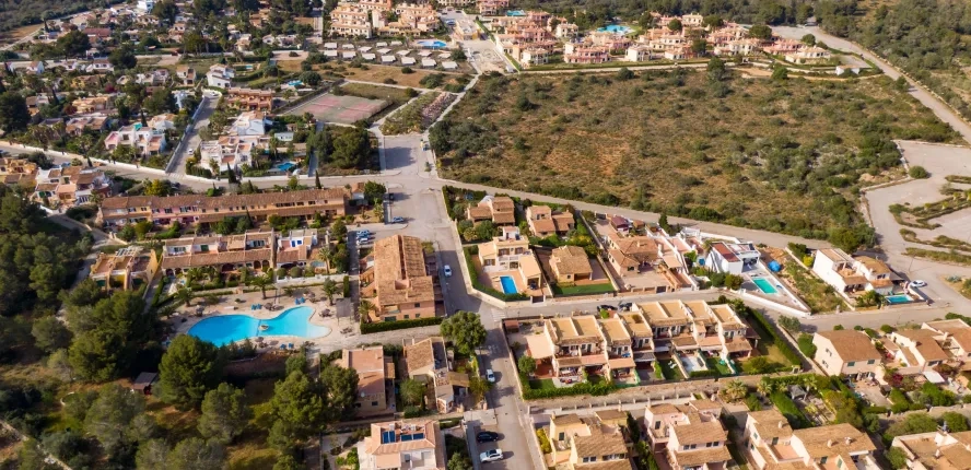 Suelos urbanos en crecimiento: las localizaciones con mayor potencial de revalorización en España en 2026 