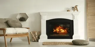 Descubre la chimenea perfecta para tu hogar: clásica de leña, eficiente de gas, ecológica de bioetanol o práctica eléctrica. ¡Calidez garantizada!