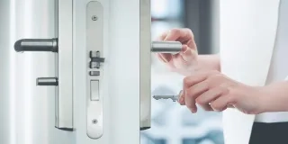 Disfruta de tus vacaciones con tranquilidad. Refuerza la seguridad de tu hogar con cerraduras y ventanas inteligentes, sistemas de alarma y colaboración vecinal. ¡Descubre cómo proteger tu casa en Aliseda Inmobiliaria! #SeguridadHogar #VacacionesSeguras