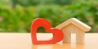 Descubre cómo reservar tu hogar de ensueño con un contrato de arras. Entérate de los tipos y qué datos incluir. ¡Compra tu vivienda con hola pisos! #ContratoDeArras #CompraDeVivienda