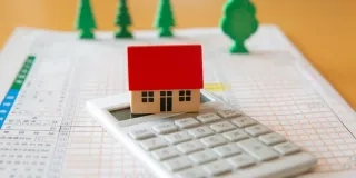 Descubre el Impuesto de Transmisiones Patrimoniales (ITP) en la compra de viviendas de segunda mano en España. Aprende a calcularlo y conoce su impacto en el costo total de tu nueva casa.