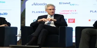 Eduard Mendiluce y Luis Alonso han intervenido en Landowners & Developers Forum, donde Aliseda ha compartido su visión sobre los retos y oportunidades del mercado de suelo en España.